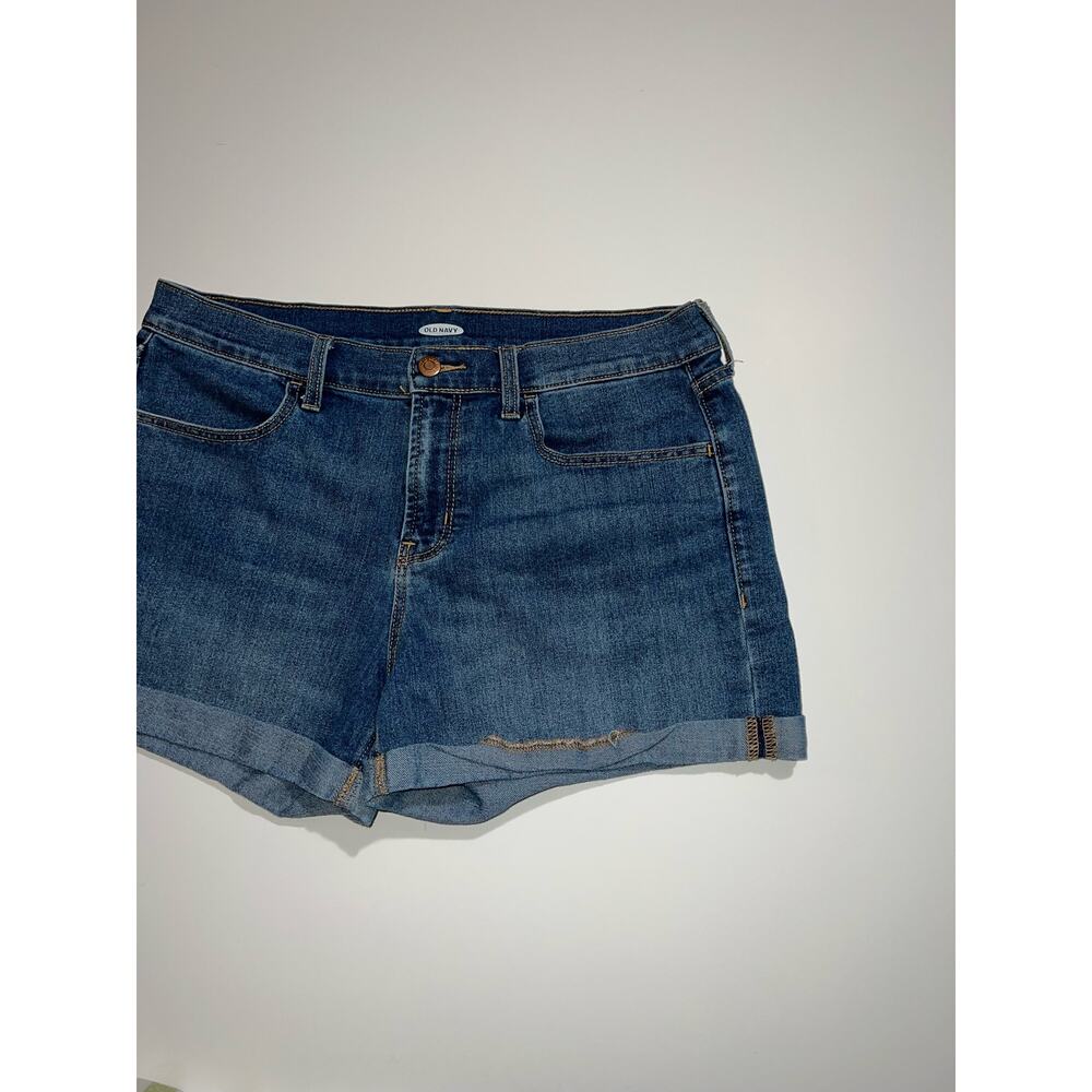 Old navy women’s blue jeans shorts - Picture 3 of 10